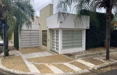 Imagem: O depósito à venda possui 2 Vagas na garagem e 150m² de Área