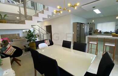 Imagem 10: Casa Swiss Park. Piscina, 282m² de Área, 4 Vagas na garageme3 Dormitórios