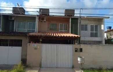 Imagem: A casa possui 2 Dormitórios, 1 Banheiro, 1 Vaga na garagem