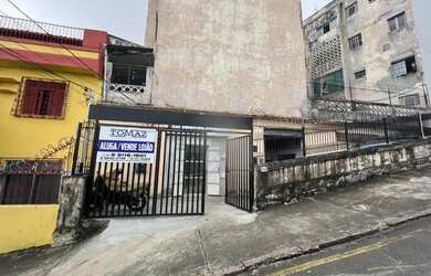 Imagem: O depósito possui 445m² de Área e está localizado em Dois