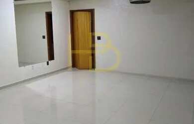 Imagem: A casa possui 5 Dormitórios, 5 Banheiros, 2 Vagas na garagem