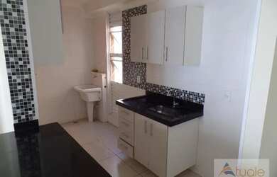 Imagem: O apartamento possui 3 Dormitórios, 1 Banheiro, 1 Vaga na garagem