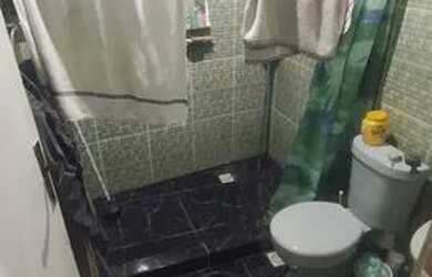 Imagem: A casa possui 2 Dormitórios, 2 Banheiros, 1 Vaga na garagem