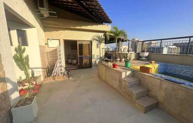 Imagem: O apartamento na cobertura possui 3 Dormitórios, 5 Banheiros