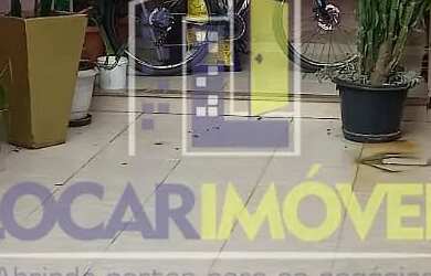 Imagem 2: Casa averbada à venda com 3/4 + dependência, 03 vagas de garagem com bastante espaço em ót