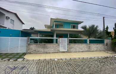 Imagem: Casa duplex á venda no Condomínio Residencial Helena Varella