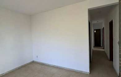 Imagem 3: CASARÃO 3 QTS/TERRAÇO C/ MEIA ÁGUA. EXCELENTE LOCAL