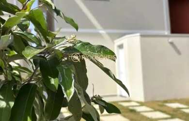 Imagem: A casa em condomínio possui 3 Dormitórios, 2 Banheiros, 2