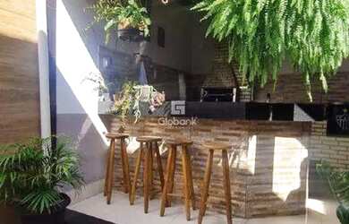 Imagem 14: Casa em Montes Claros, no bairro Guarujá, à venda