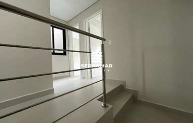 Imagem 9: Sobrado triplex a poucos passos da praia