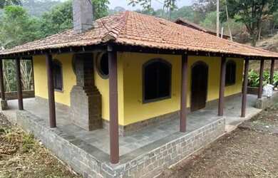 Imagem: A casa possui 4 Dormitórios, 4 Banheiros, 3 Vagas na garagem