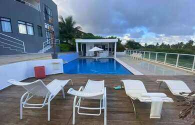 Imagem: A casa possui 5 Dormitórios, 1 Banheiro, 4 Vagas na garagem