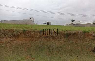 Imagem: O terreno possui 1000m² de Área e está localizado em Salto