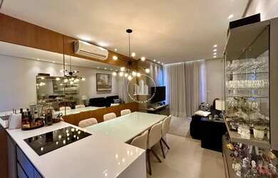 Imagem: O apartamento possui 2 Dormitórios, 2 Banheiros, 1 Vaga na