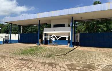 Imagem: O depósito possui 1.200m² de Área e está localizado em