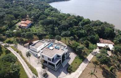 Imagem 1: MANSÃO À VENDA COM VISTA DESLUMBRANTE PARA REPRESA DO CARMO DO CAJURU