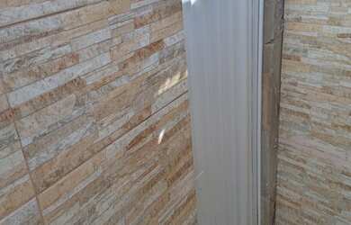 Imagem: A casa possui 2 Dormitórios, 1 Banheiro e está localizado