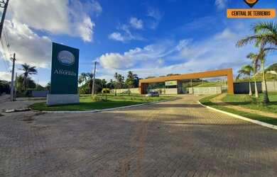 Imagem: O terreno possui 300m² de Área, Imóvel novo e está localizado