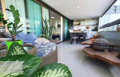 Imagem: O apartamento possui 4 Dormitórios, 5 Banheiros, 3 Vagas na