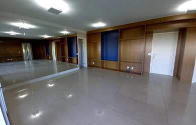 Imagem: O apartamento possui 3 Dormitórios, 5 Banheiros, 2 Vagas na