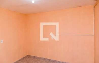 Imagem: A casa possui 1 Dormitório, 1 Banheiro, 28m² de Área e está