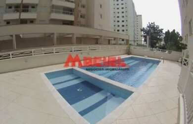 Imagem: O apartamento possui 3 Dormitórios, 1 Banheiro, 2 Vagas na