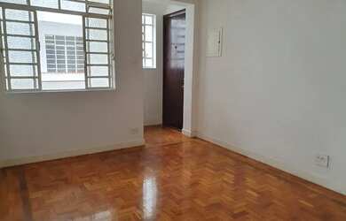 Imagem: O apartamento possui 1 Dormitório, 1 Banheiro, 60m² de Área