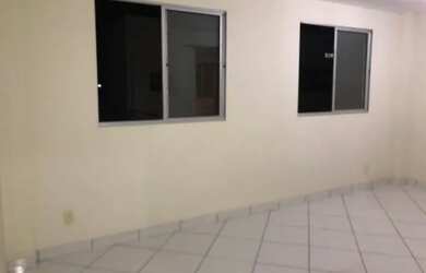 Imagem: O quarto está localizado em Centro, Montes Claros para alugar