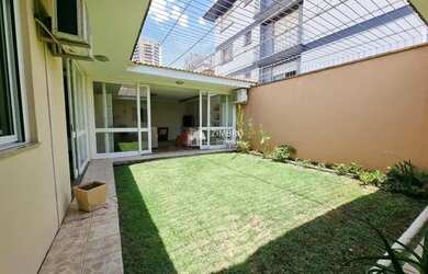 Imagem 15: Casa Alto Padrão para venda na Avenida Fernando Ferrari em Santa Maria