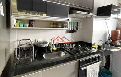 Imagem: O apartamento possui 2 Dormitórios, 1 Banheiro, 1 Vaga na garagem