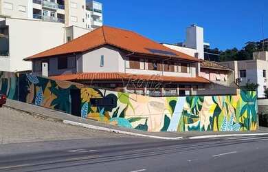 Imagem: A kitnet possui 1 Dormitório, 1 Banheiro, 19m² de Área e