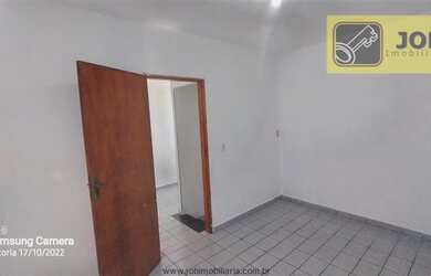 Imagem: A casa possui 2 Dormitórios, 1 Banheiro, 30m² de Área e