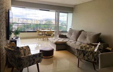 Imagem: O apartamento possui 3 Dormitórios, 5 Banheiros, 2 Vagas na