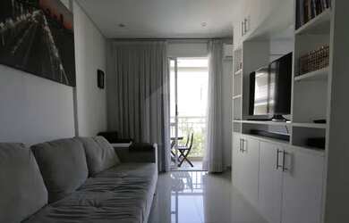 Imagem: O apartamento possui 1 Dormitório, 1 Banheiro, 1 Vaga na garagem