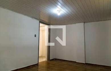 Imagem: A casa para alugar possui 1 Dormitório, 1 Banheiro e 60m²