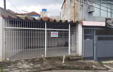 Imagem: A casa possui 1 Dormitório, 1 Banheiro, 2 Vagas na garagem