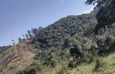 Imagem 3: Lotes de 600m². Piscinae600m² de Área