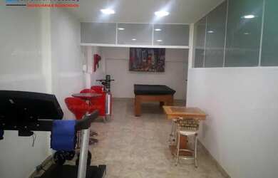 Imagem: A casa possui 5 Dormitórios, 5 Banheiros, 5 Vagas na garagem