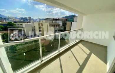 Imagem: O apartamento possui 3 Dormitórios, 2 Banheiros, 1 Vaga na