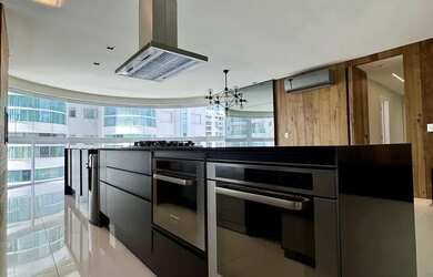 Imagem 13: Apto 3 Dormitórios / 1 Suíte / Frente Mar / Praia Brava / Brava Beach / Itajaí