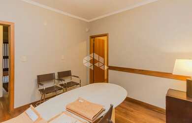 Imagem 11: CASA COMERCIAL 330 m² com 09 vagas NO MENINO DEUS