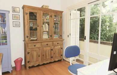 Imagem 16: Casa em condomínio. Churrasqueira, Ar-condicionado, Área de serviçoeLareira