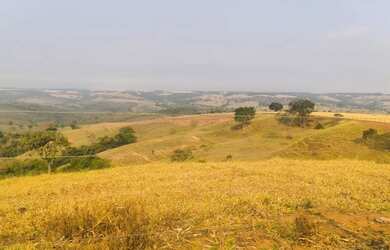 Imagem 7: Fazenda em Romaria MG. Imóvel novo