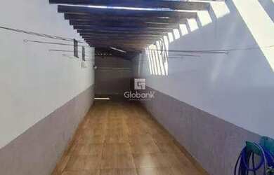 Imagem 15: Casa em Montes Claros, no bairro Guarujá, à venda