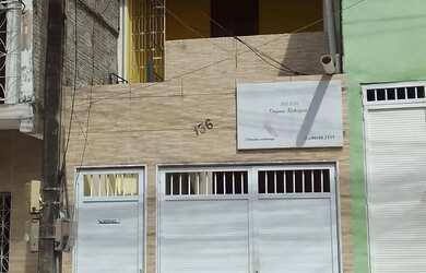 Imagem: A casa possui 1 Dormitório, 2 Banheiros, 43m² de Área e