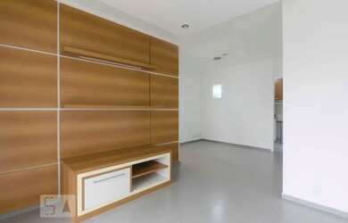 Imagem: O apartamento possui 3 Dormitórios, 2 Banheiros, 2 Vagas na