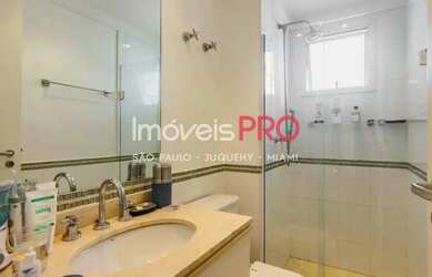 Imagem 15: Apto totalmente reformado de 200m2 com 4 dorm sendo 3 suites e 4 vagas...