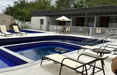 Imagem: O apartamento possui 2 Dormitórios, 2 Banheiros, 1 Vaga na