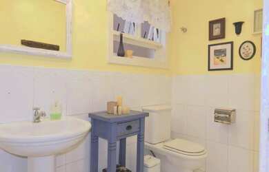 Imagem 8: Casa em condomínio. Churrasqueira, Ar-condicionado, Área de serviçoeLareira