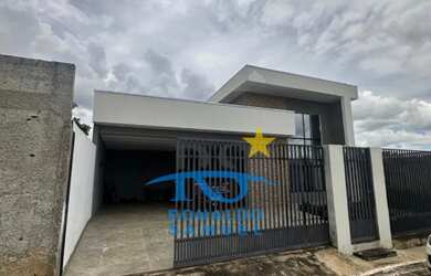 Imagem: A casa em condomínio possui 4 Dormitórios, 3 Banheiros, 5